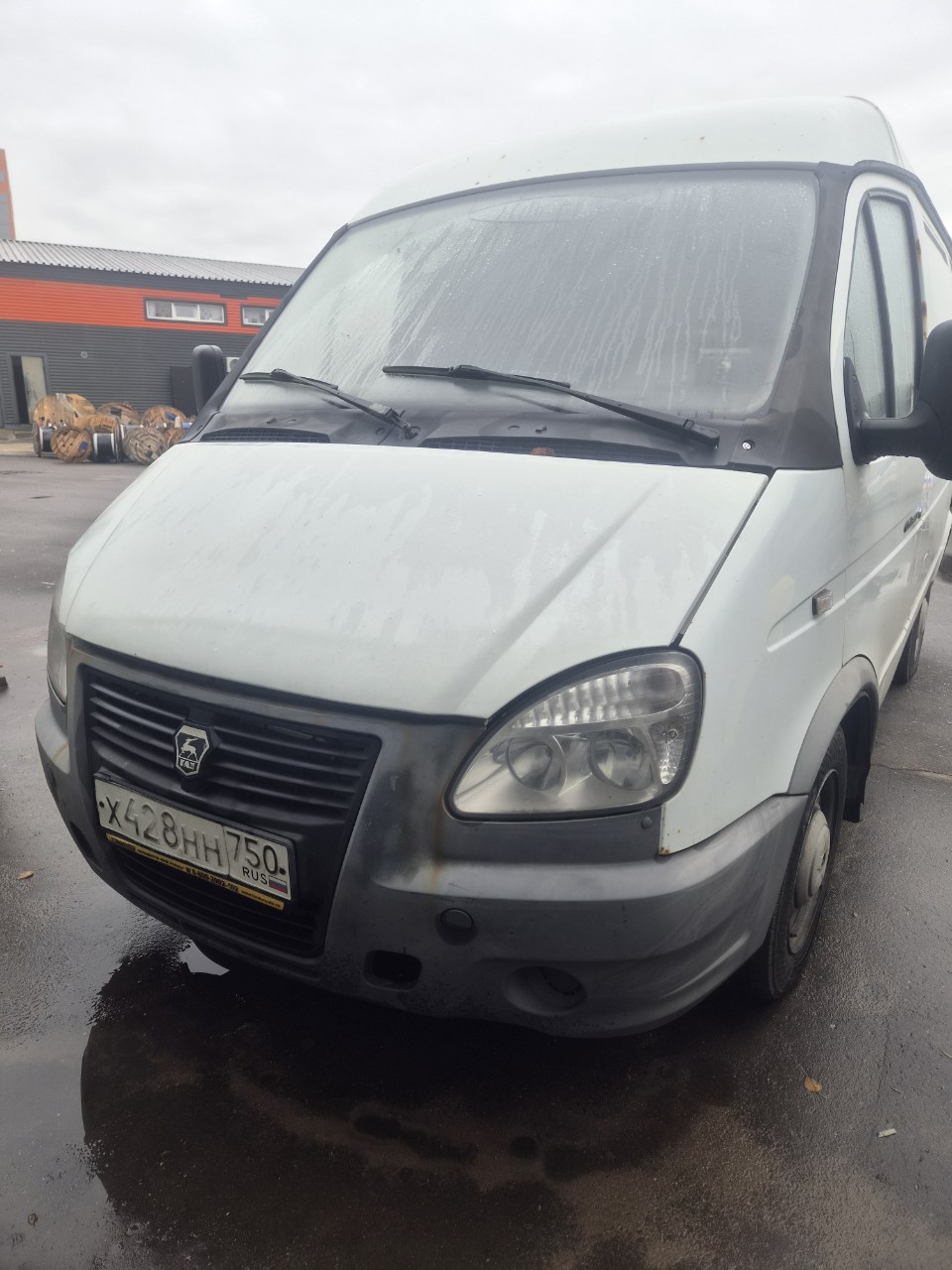 Грузовой фургон ГАЗ 2752